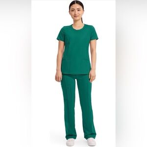 Cherokee infinity scrub set